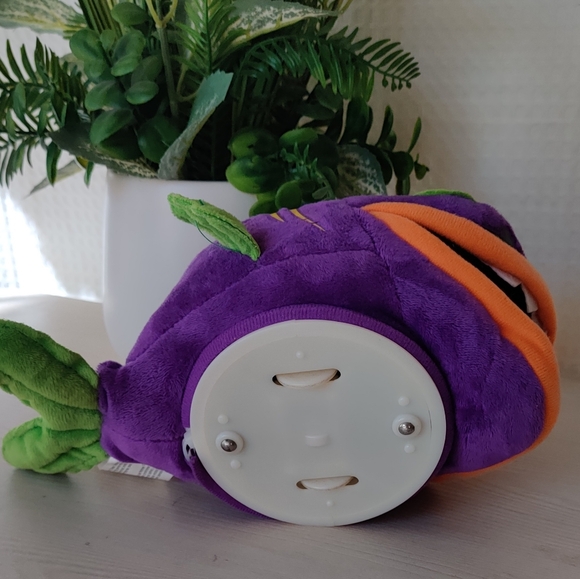 Halloween Decor Animated Piranha Home Accent - Picture 5 of 10